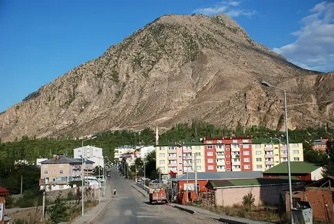 Узундере