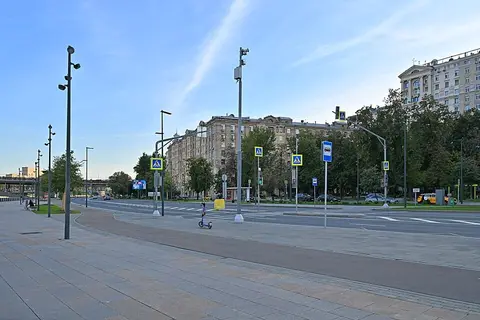 Набережная Тараса Шевченко, 3