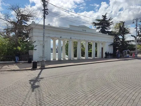 Графская пристань