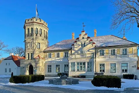 Замок Маарьямяэ
