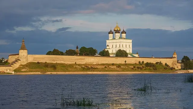 Псков — место съёмок фильма «Груз 200»
