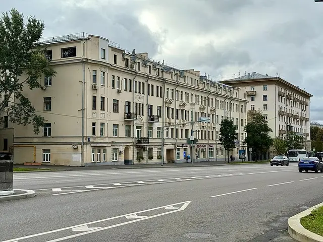 Метро Парк Культуры — место съёмок фильма «Берегись автомобиля»