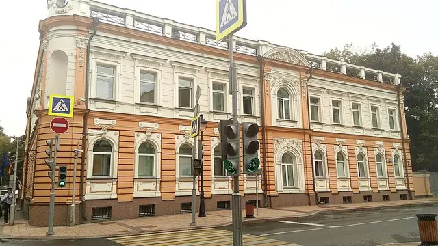 Дом Калугиной на Большой Никитской — место съёмок фильма «Служебный роман»