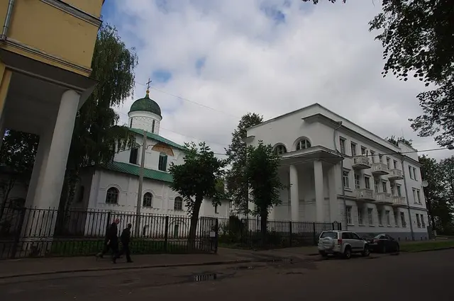 Народный переулок, 6/1 — место съёмок фильма «Афоня»