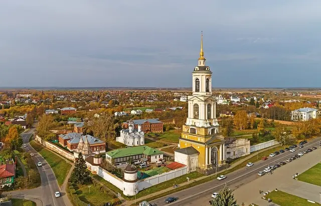 Ризоположенский монастырь — место съёмок фильма «Женитьба Бальзаминова»