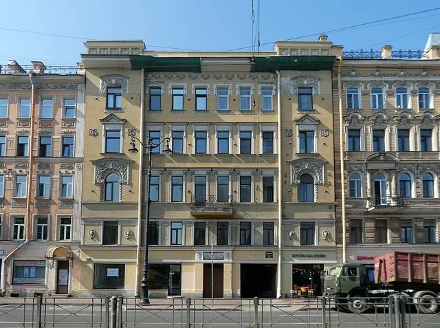 Подворотня на Боровой улице — место съёмок фильма «Собачье сердце»