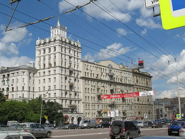Большой Каретный переулок, 21с1 — место съёмок фильма «Берегись автомобиля»