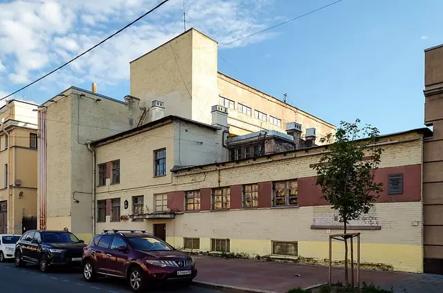 Инженерная улица, 12 — место съёмок фильма «Собачье сердце»
