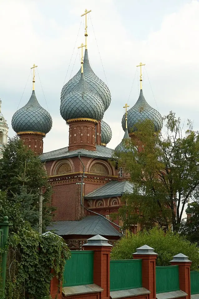 Церковь Воскресения на Дебре — место съёмок фильма «Жестокий романс»