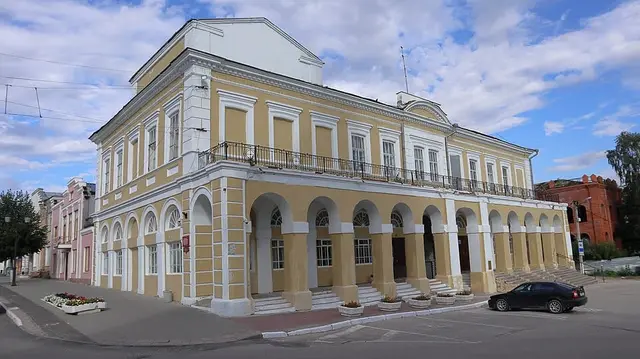 Соборная площадь — место съёмок фильма «Хороший день»