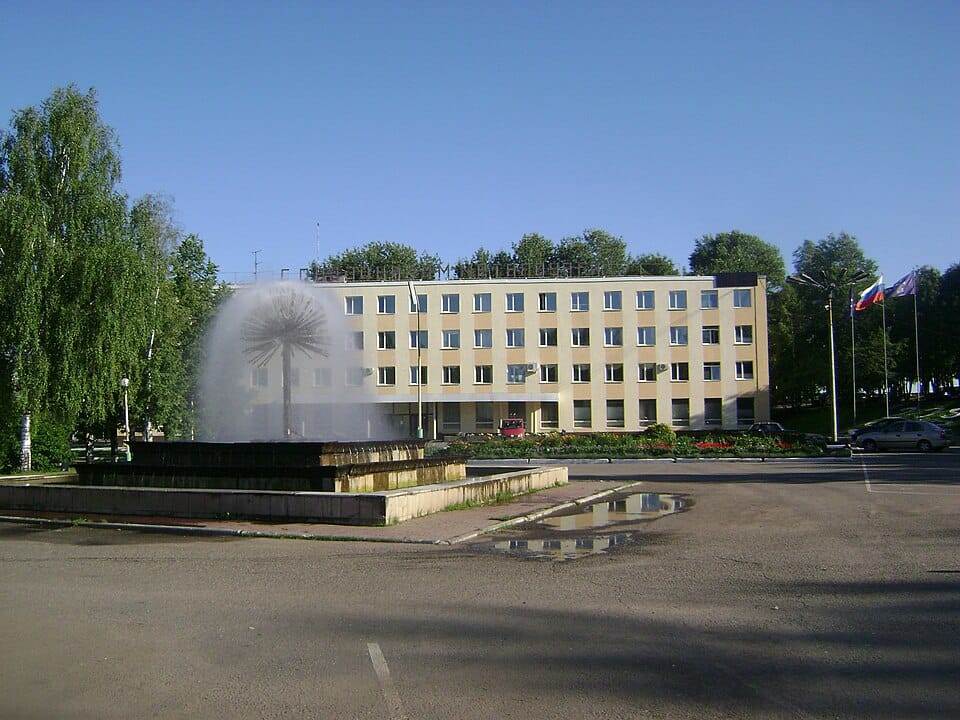 Восточный